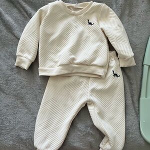 Cream Textured Sweater and Pants Set NWOT